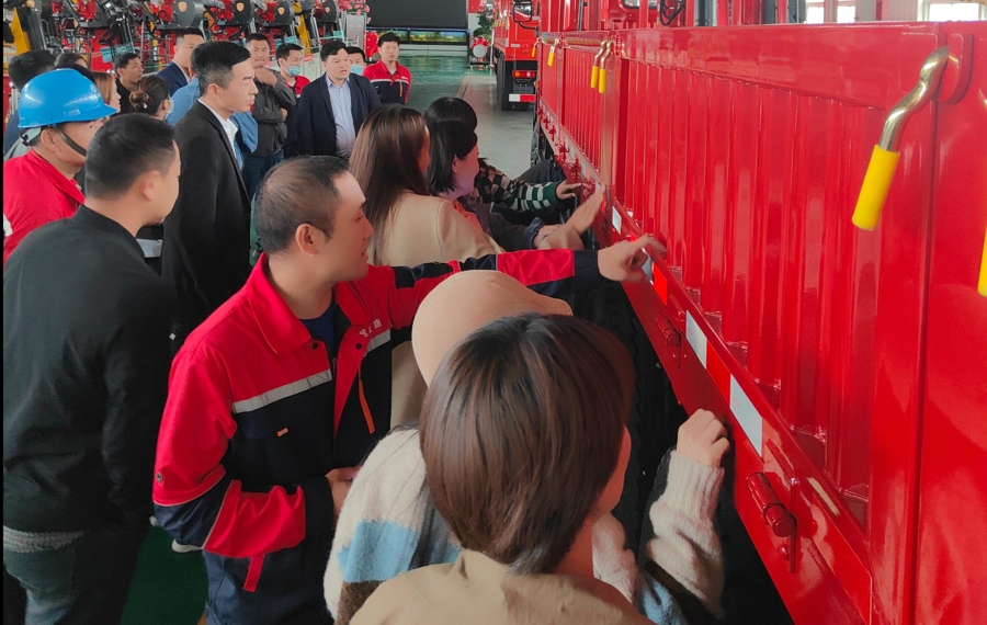云顶集团车厢验收